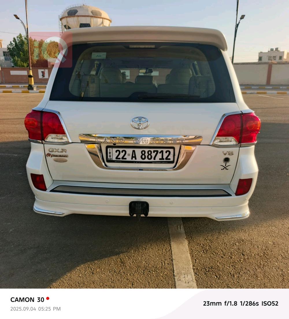 تويوتا لاندكروزر